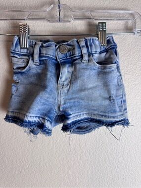 GAP 2 Years Blue Denim Shorts Distressed Raw Hem Pockets Button/Zip Solid